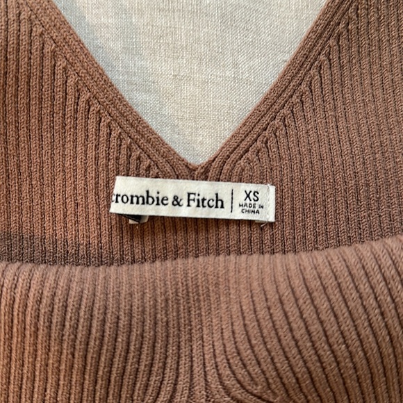 Abercrombie A&F ottoman Ribbed Bodysuit, tank top, Tan Brown XS - Picture 3 of 4